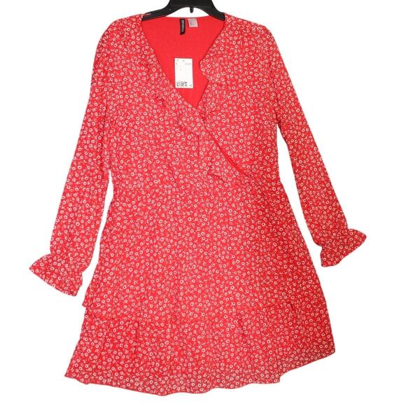 H&M Divided Red Floral Tiered Ruffle Dress NWT Size Large - Picture 1 of 7